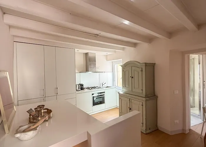 Luxury In Center * Moltrasio